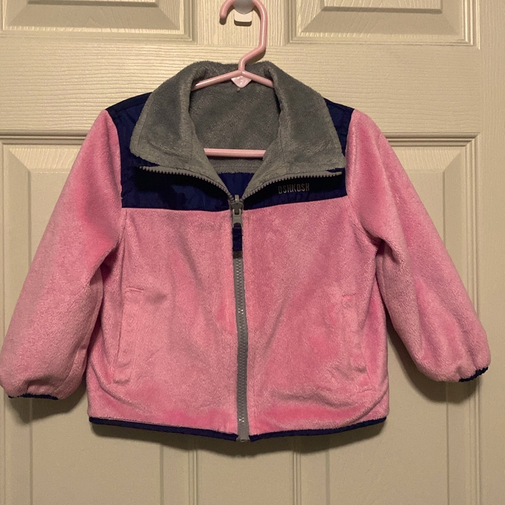 OshKosh Reversible Light Weight Jacket | 
Toddler Girl Size: 3T/4T | Color: Pink